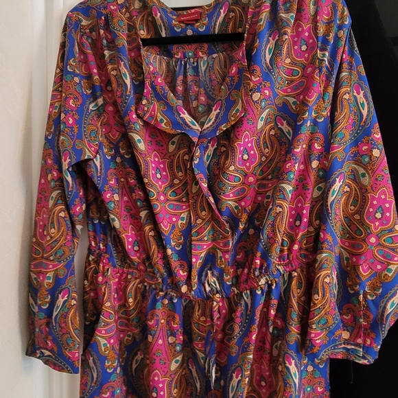 Various shirts - Picture 4 of 9